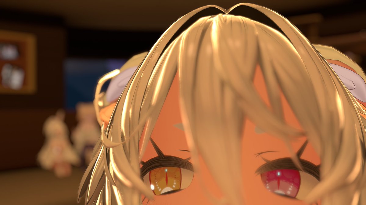 \ﾆｭ/