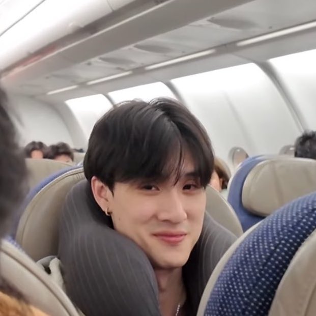 เคี้ยวฟ่าง tweet media