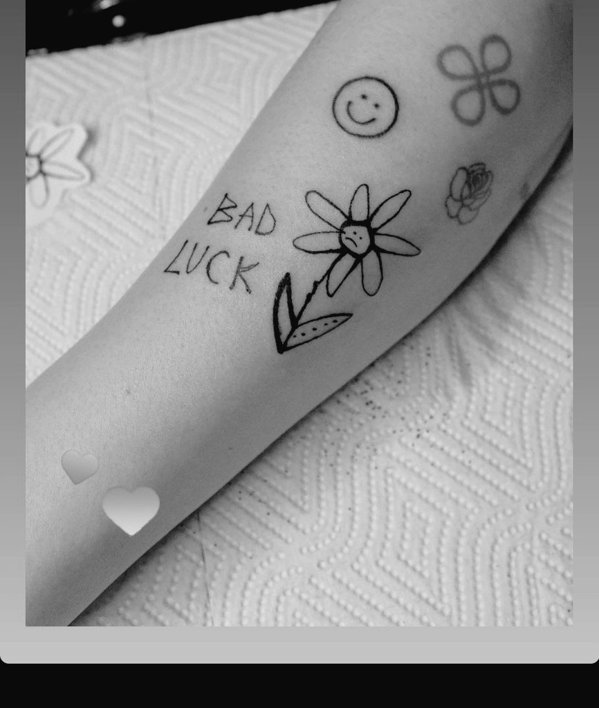 𝘭𝘢𝘶𝘳𝘪𝘴𝘢 ִֶָ tweet media