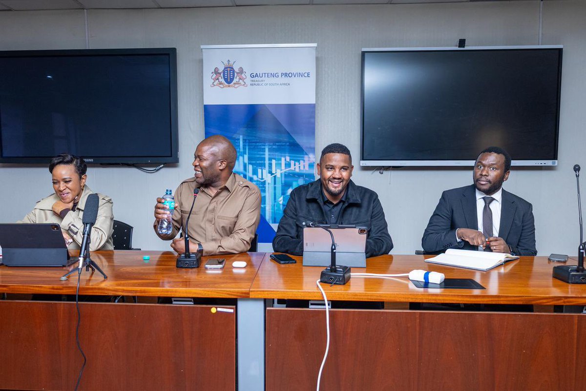 🕯IamTee tweet media