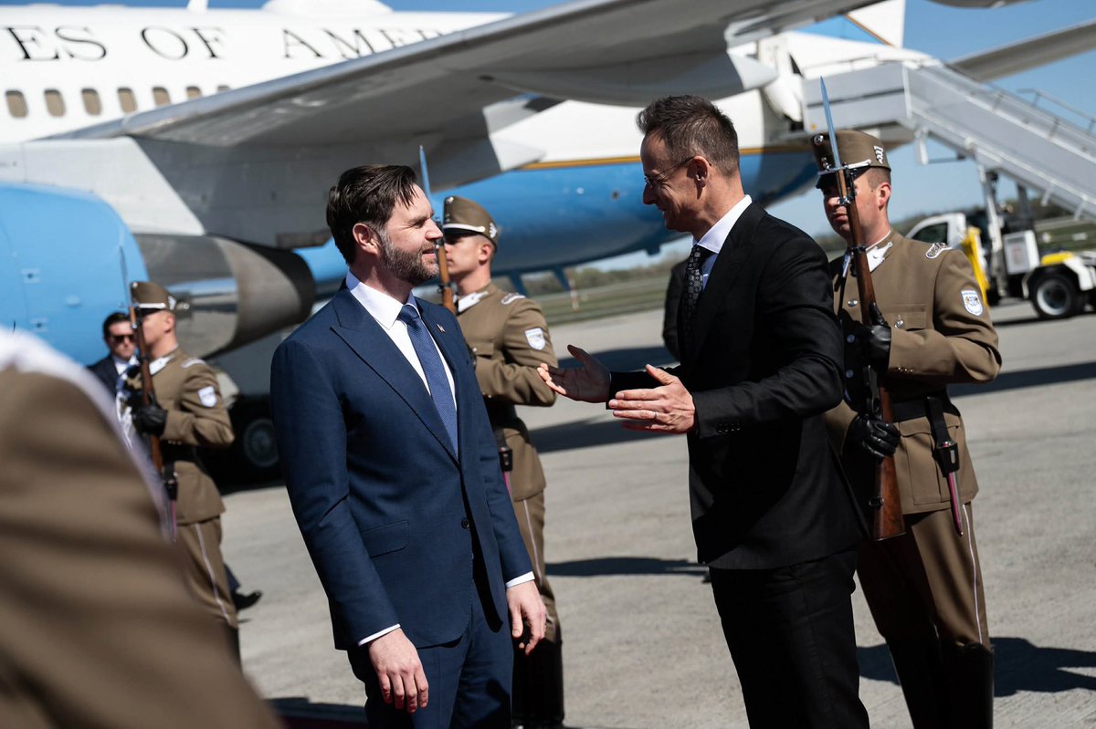 Tomasz Trela tweet media