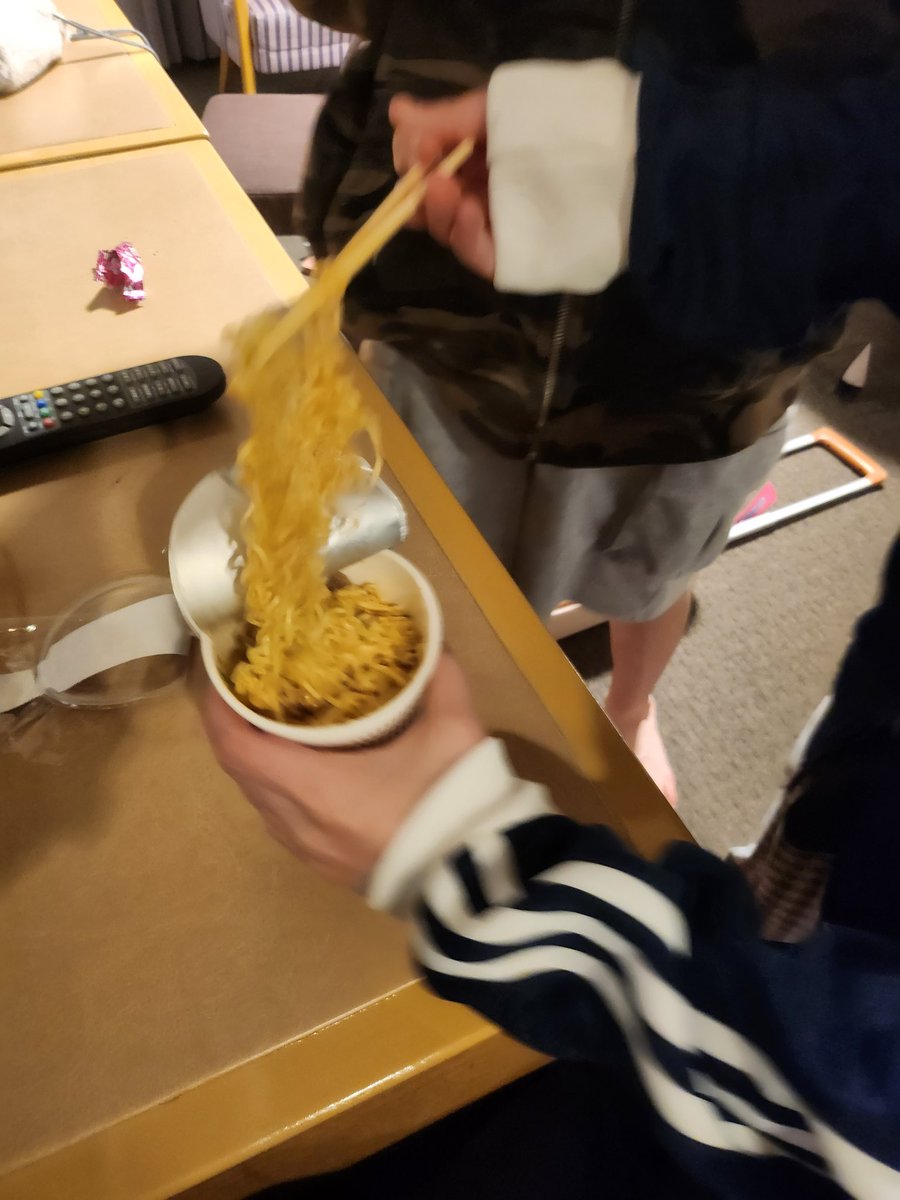 뒤틀린 마고우 tweet media