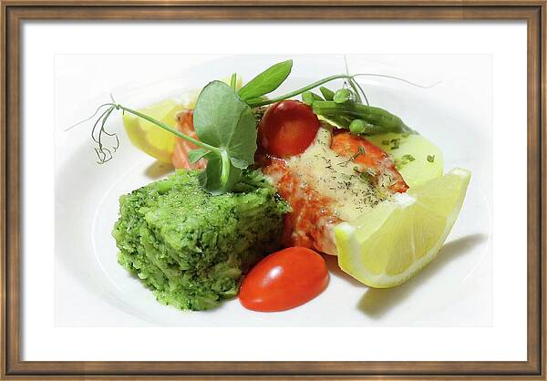 HurmerintaArt's tweet photo. Mashed Broccoli With Salmon Beans Potato And Pea Sprouts.
My food photography is available here:
https://t.co/2X0fU52rwo
#food #healthyfood #wallartforKITCHEN #decoratewithart https://t.co/RccfkHHhZ6