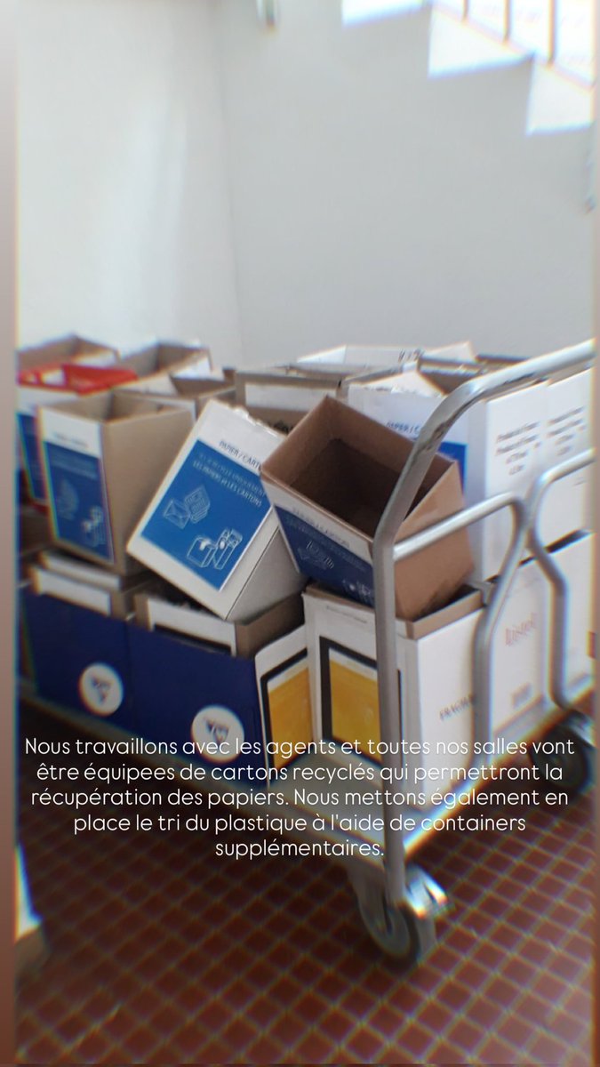LyceeBalagne's tweet photo. Projet EcoLiceu du @lyceebalagne2b : engagement élèves, éco-délégués, communauté éducative.
Labelisation.♻️🌍
Partenaire @Le_SYVADEC https://t.co/Rn4loFTzsU