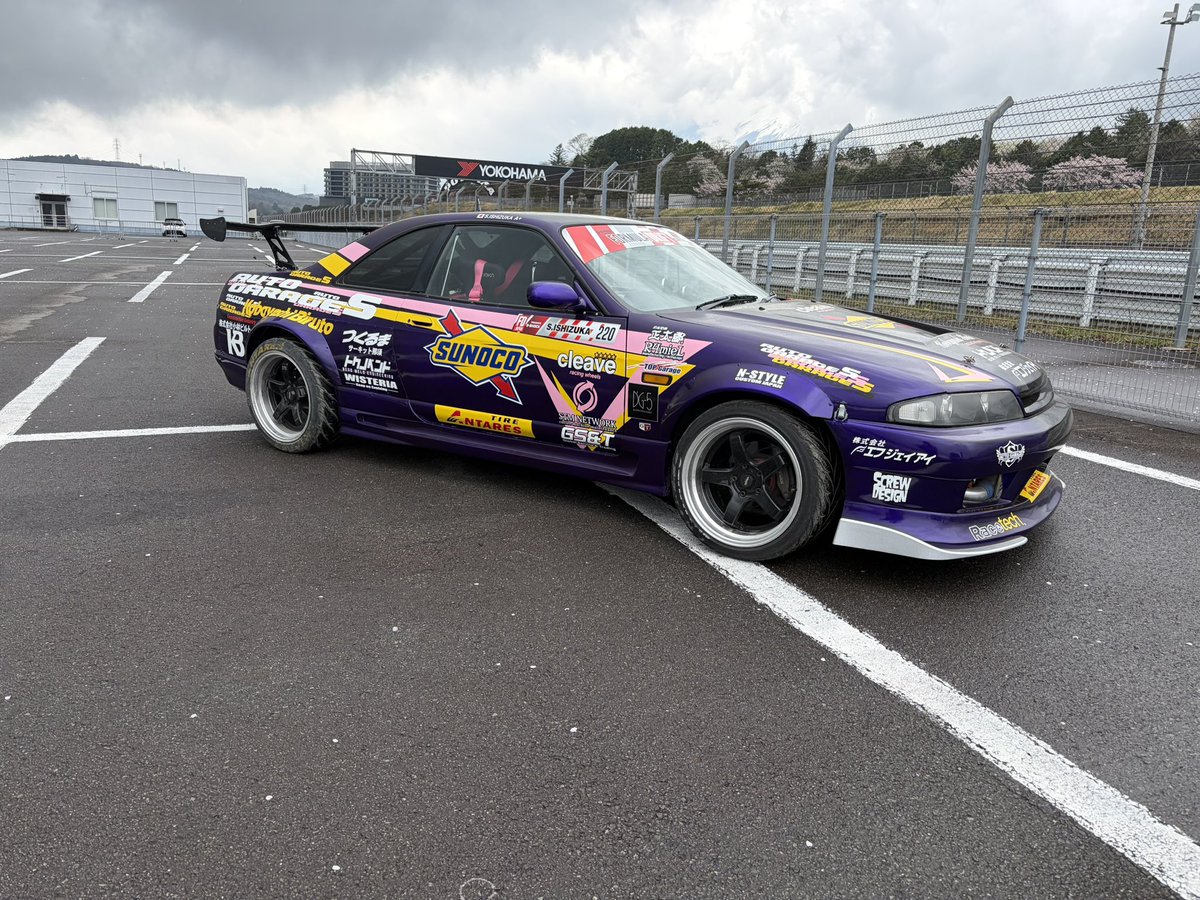 autogaragers's tweet photo. 今日はFDJの車検で富士スピードウェイに🚗💭💭
1箇所修正箇所有りましたが帰って来て速攻直してこれでOK🙆‍♂️
開幕戦まで後少し🤏
楽しみ😁

#autogarages
#FDJ
#富士スピードウェイ https://t.co/2kCwdZXLPt