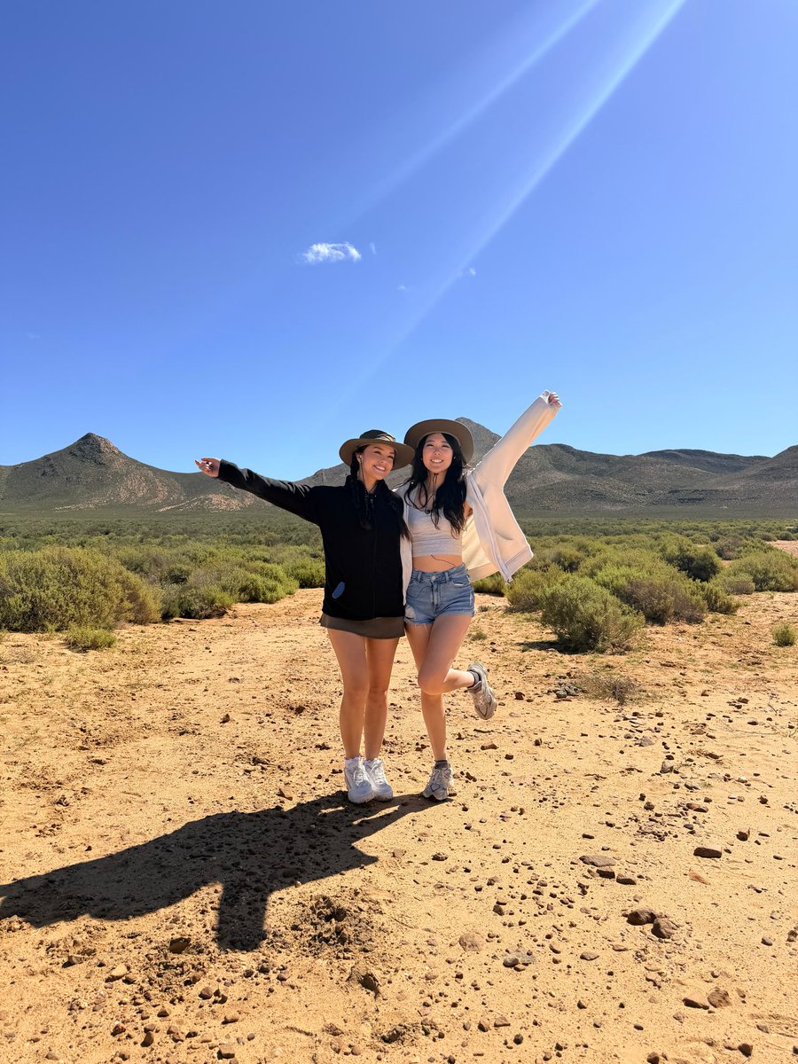 live now only on twitch with <a href="/extraemilyy/">emily 😌</a> !

Exploring Cape Town, South Africa :)