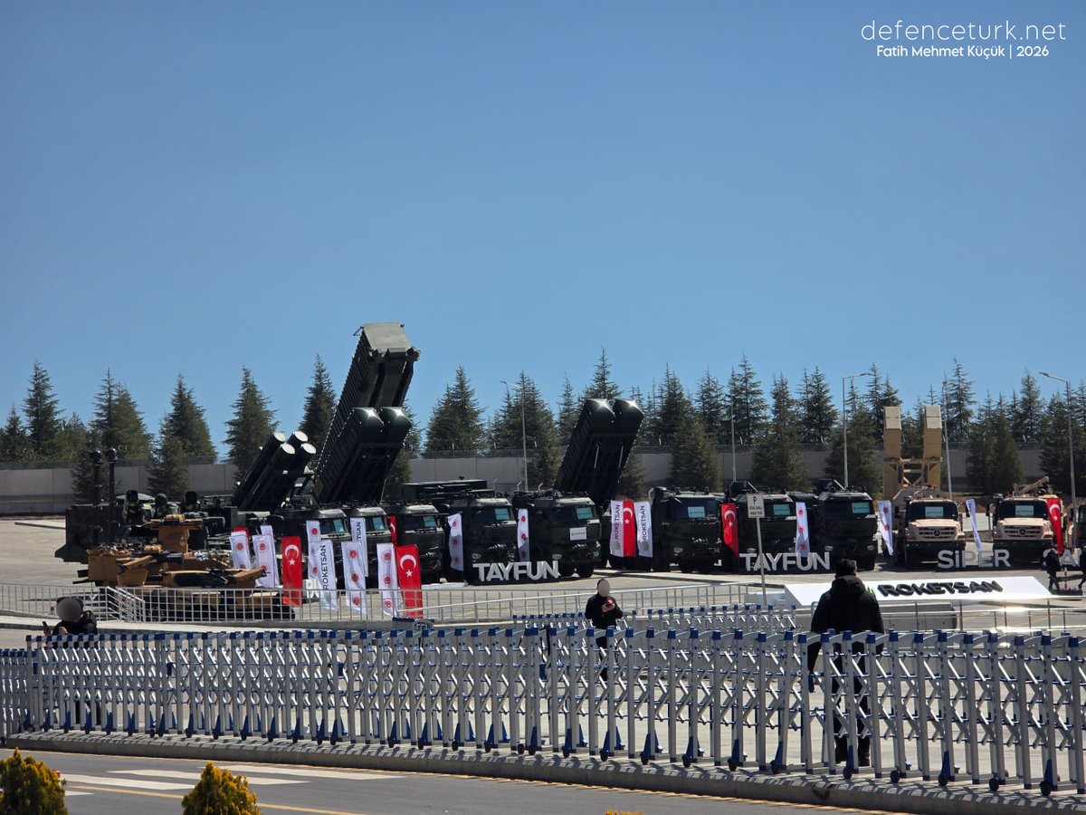 🔴🇹🇷Cumhurbaşkanı Erdoğan ROKETSAN'da

🔸Cumhurbaşkanı Erdoğan, "ROKETSAN ÜRETİM TESİSLERİ AÇILIŞI, SERİ ÜRETİM TESLİMATLARI VE TEMEL ATMA TÖRENİ"ne teşrif etti.
📎 <a href="/roketsan/">ROKETSAN</a>
