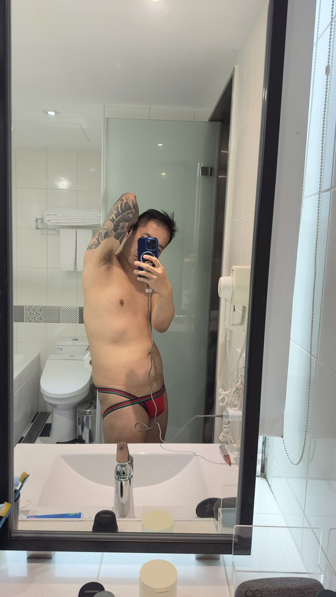 Tommy tweet media