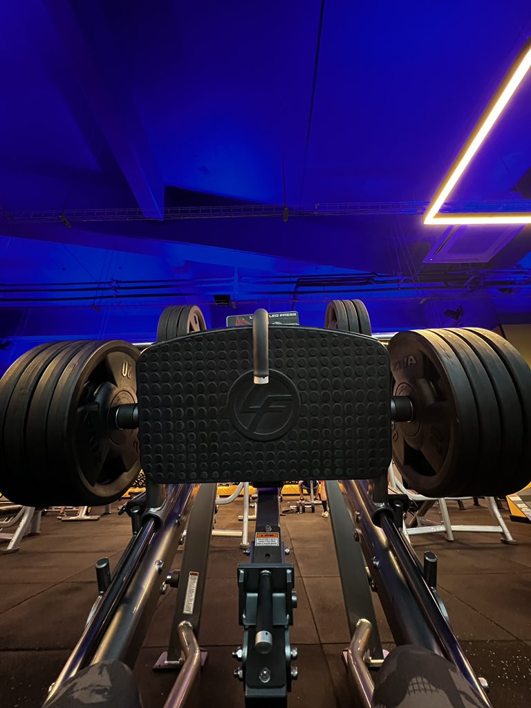 Charlie Helias tweet media