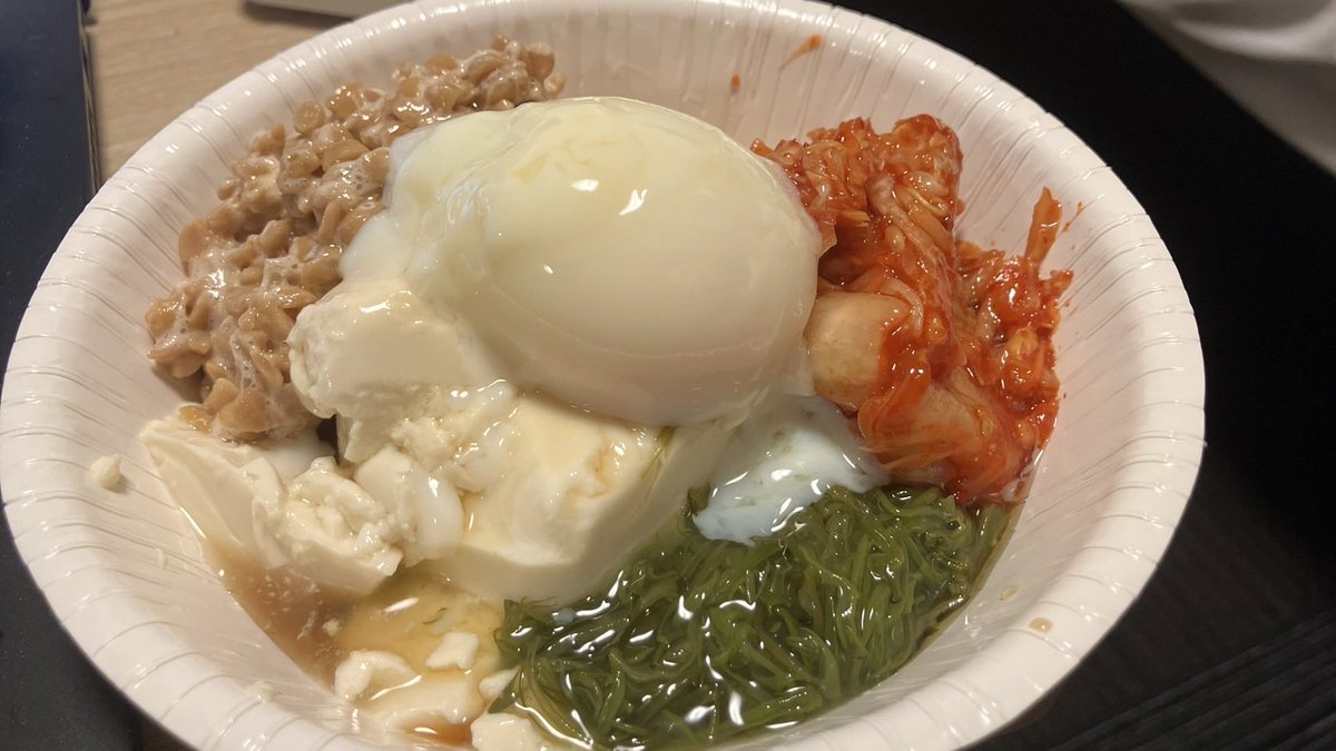 ポーキー2 tweet media