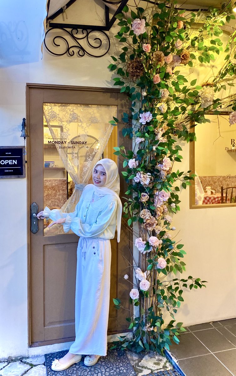 day ◡̈ tweet media