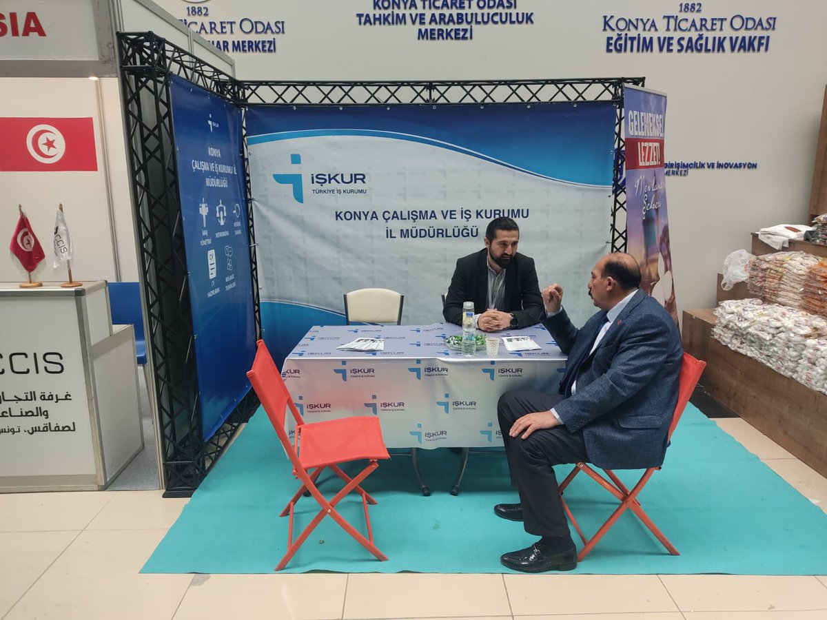 Konya 22. Tarım, Tarımsal Mekanizasyon ve Tarla Teknolojileri Fuarı kapsamında, Tüyap Konya Uluslararası Fuar Merkezi’nde açtığımız İŞKUR standında ziyaretçilere kurumumuzun yürüttüğü çalışmalar, istihdam hizmetleri ile teşvik ve destekler hakkında bilgilendirmelerde bulunuldu.