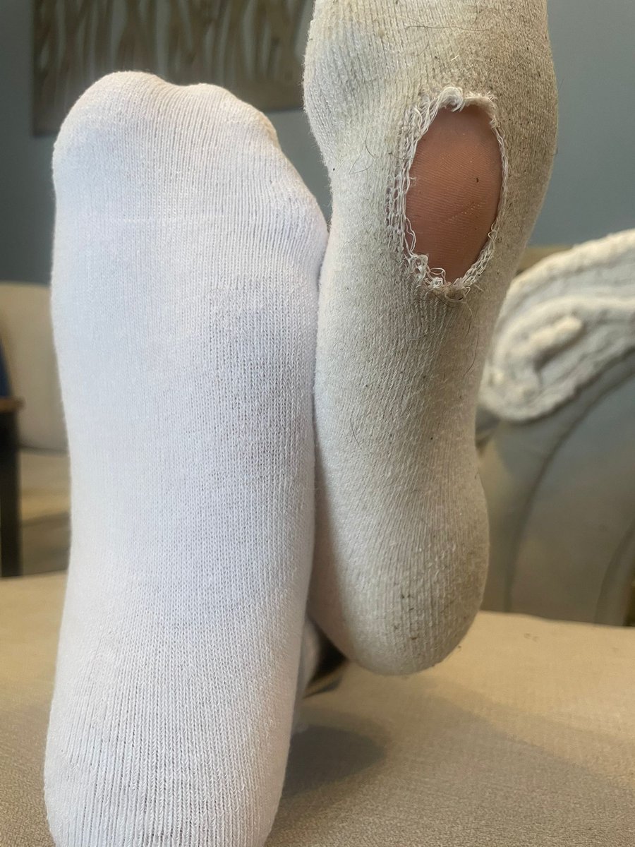 fortyandfilthy's tweet photo. one of these has to go…
which one?
#wornsocks #dirtysocks #sockfetish #usedsocks #socklife #malefeet #feetcontent https://t.co/sunsIr0nUw
