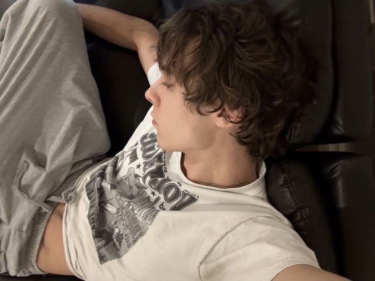 corde𓍼ོ tweet media