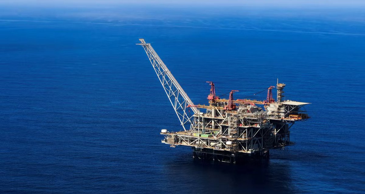 EgyptNews_fr's tweet photo. 🇪🇬 ⛽️ | L’Égypte annonce une nouvelle découverte de gaz au large de ses côtes. 

Les premières estimations évoquent des réserves d’environ deux billions de pieds cubes, renforçant le potentiel énergétique du pays. https://t.co/5cePCFIAah