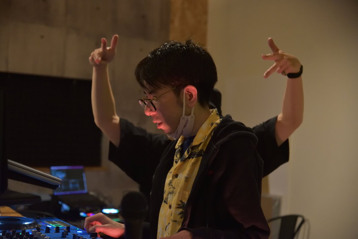 ロジェック tweet media