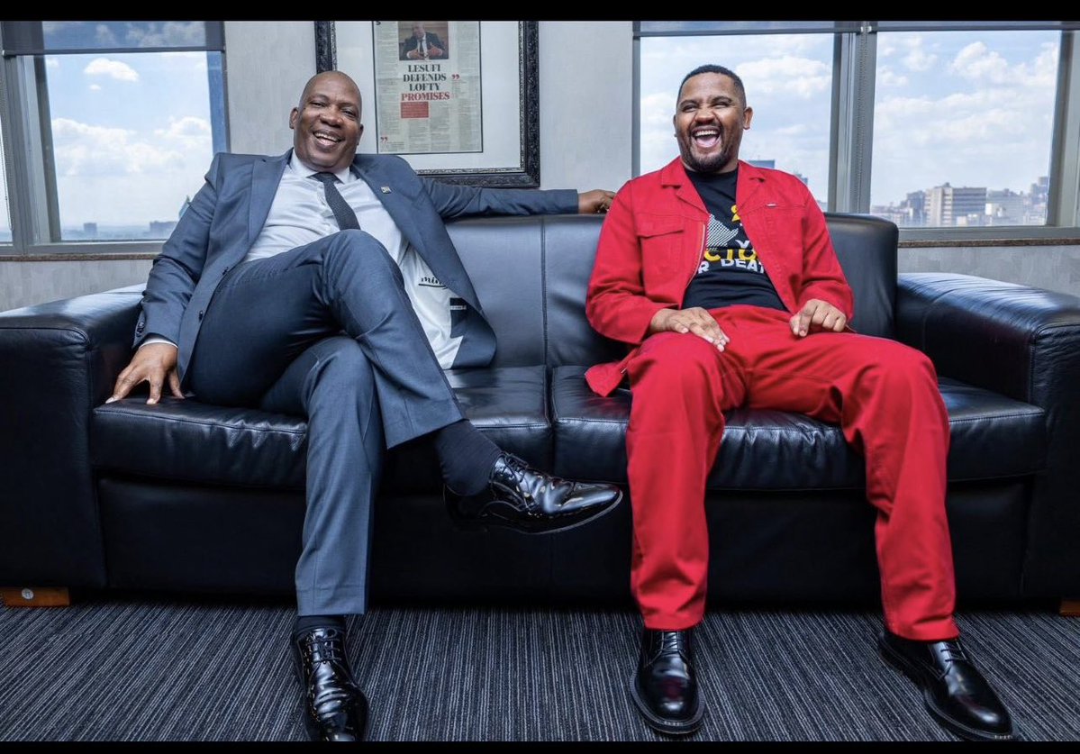 Sibo@Sibs tweet media