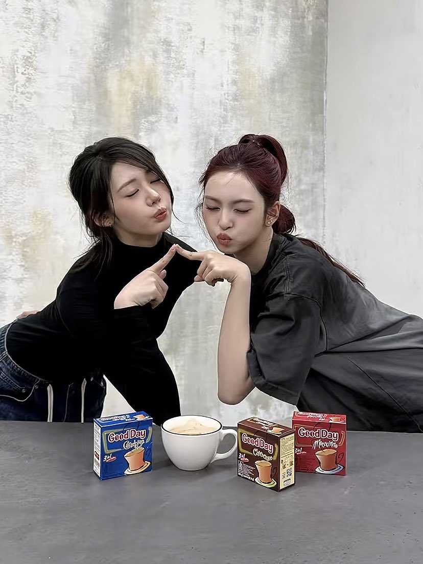 rora archive 🔖 tweet media