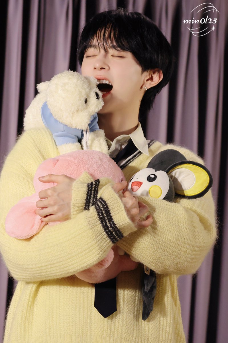 min0l25's tweet photo. 260403 퍼스트뮤직

#강민 #유강민 #KANGMIN #YOOKANGMIN #カンミン #베리베리 https://t.co/hATCfj2rf3