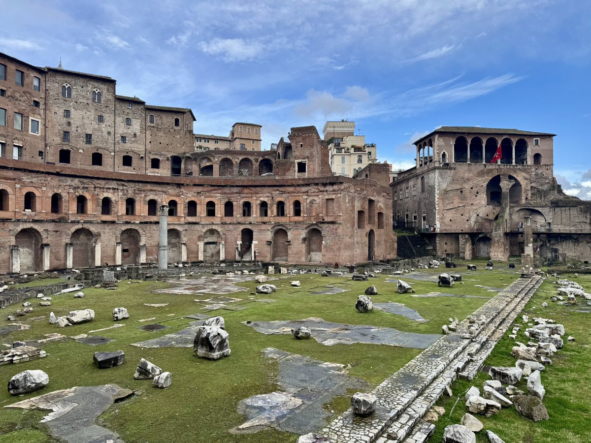 Maxim Vos tweet media