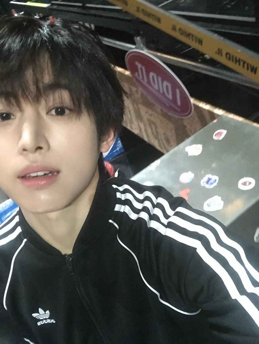 Hoon. (@yonghoown) / Posts / X
