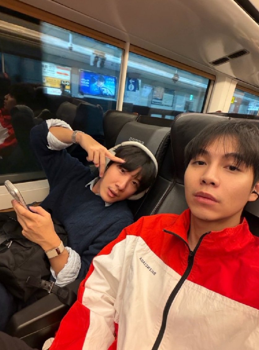 พลอย プロイ tweet media