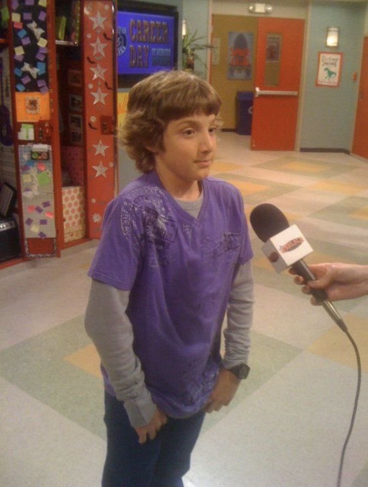 cvntsniffer || shedtwt tweet media