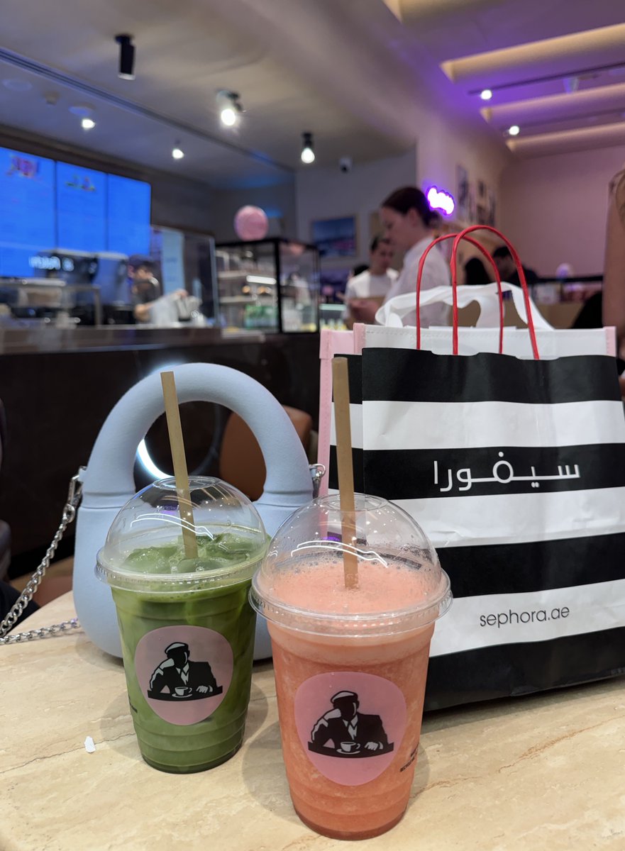 پیشی tweet media