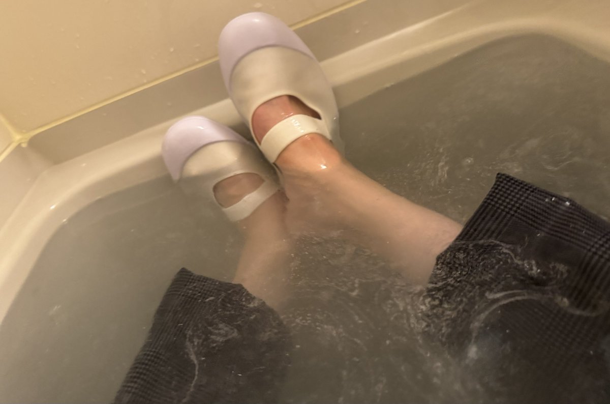 カイト@制服＆ローファー男子 tweet media