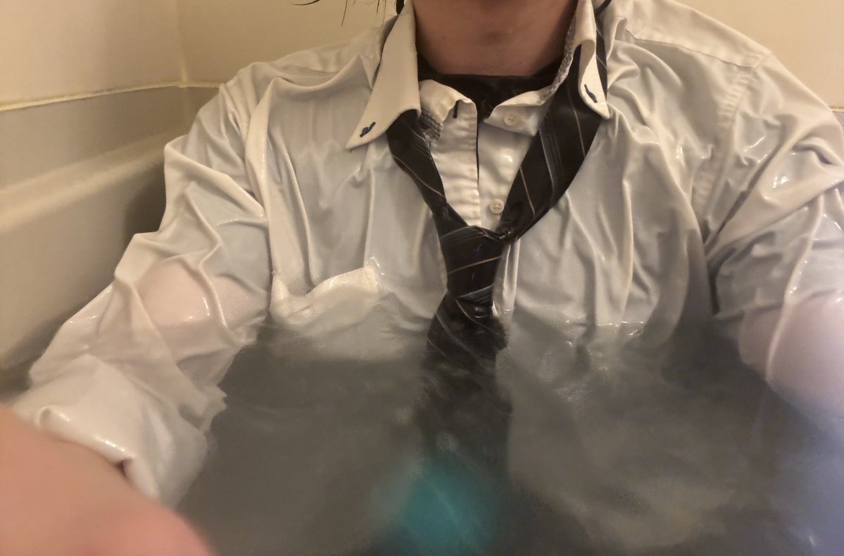 カイト@制服＆ローファー男子 tweet media