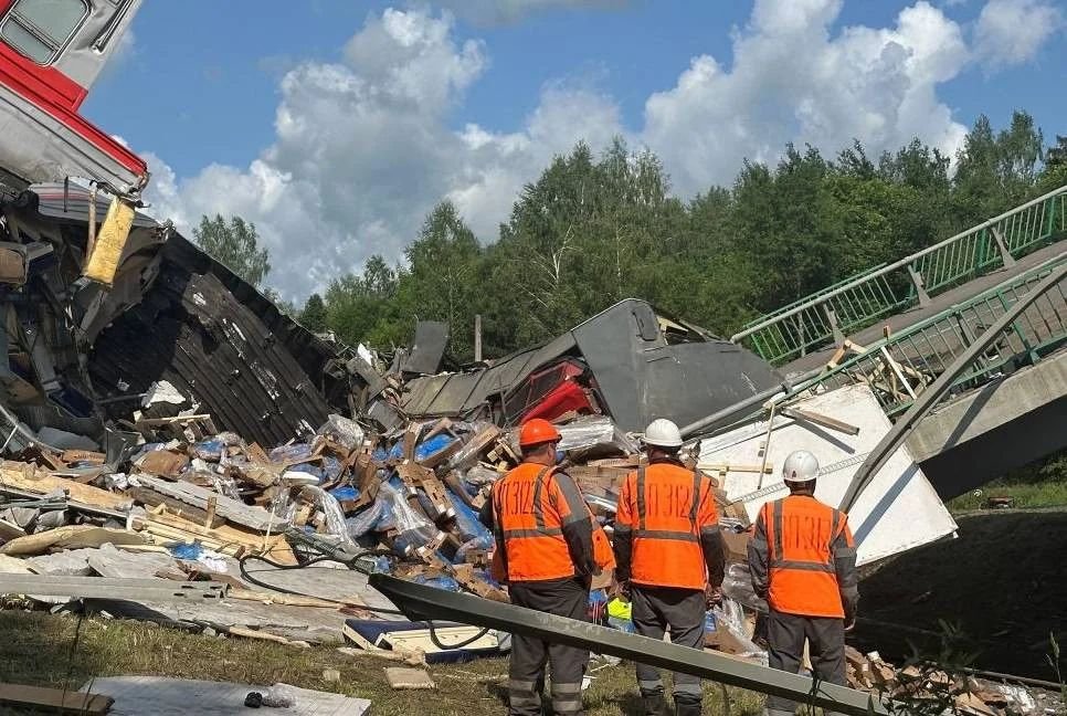 Mario Nawfal tweet media