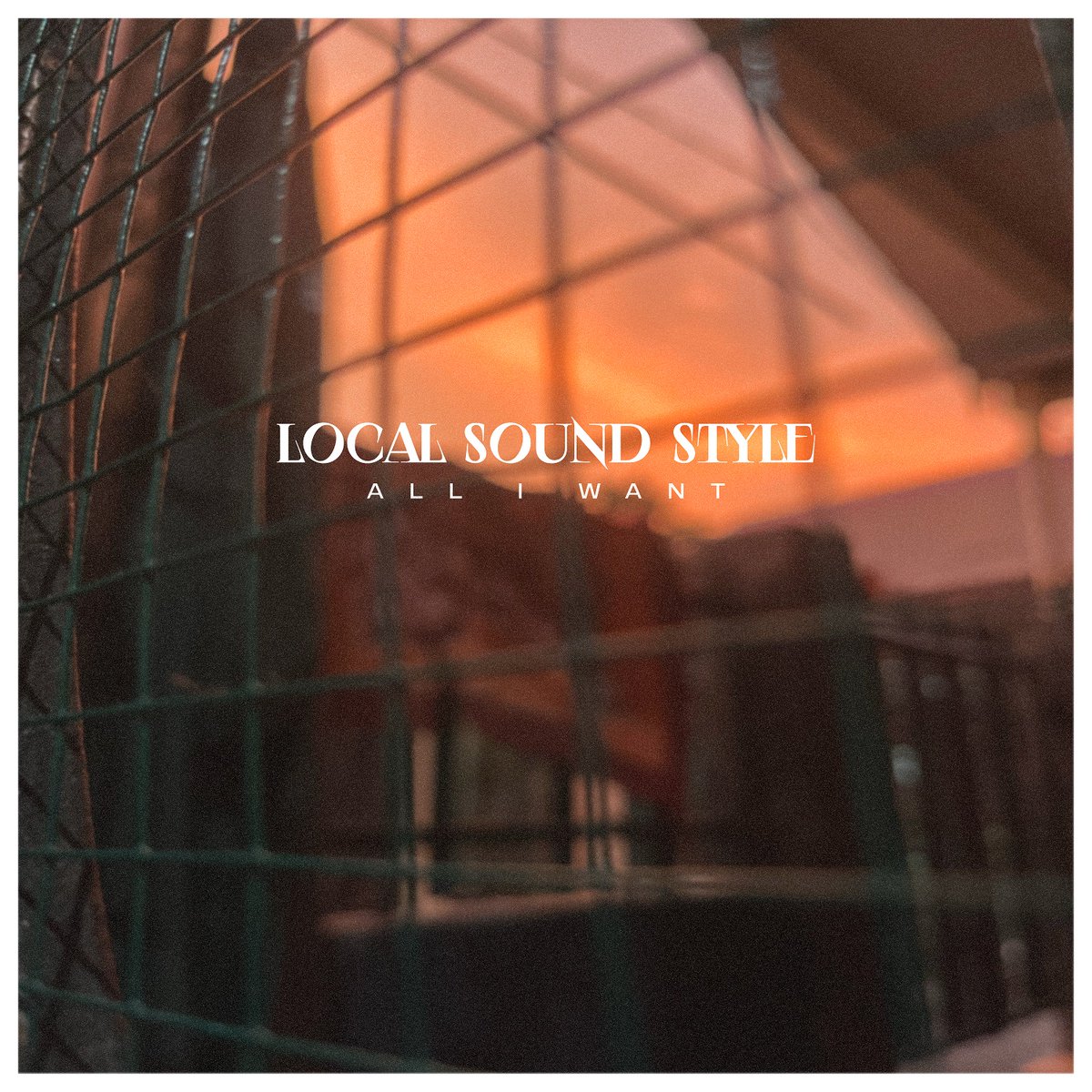 skream_japan's tweet photo. 伝説のエモ・バンド LOCAL SOUND STYLE、最大の武器である"グッドメロディ"に焦点を当てたエモーショナルな新曲「All I Want」リリース
https://t.co/Pjl0whdLvg

#localsoundstyle https://t.co/eu3qfXvlBX