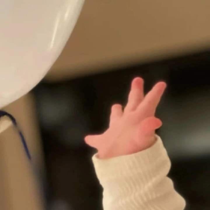 babyest🎀 (rest) tweet media