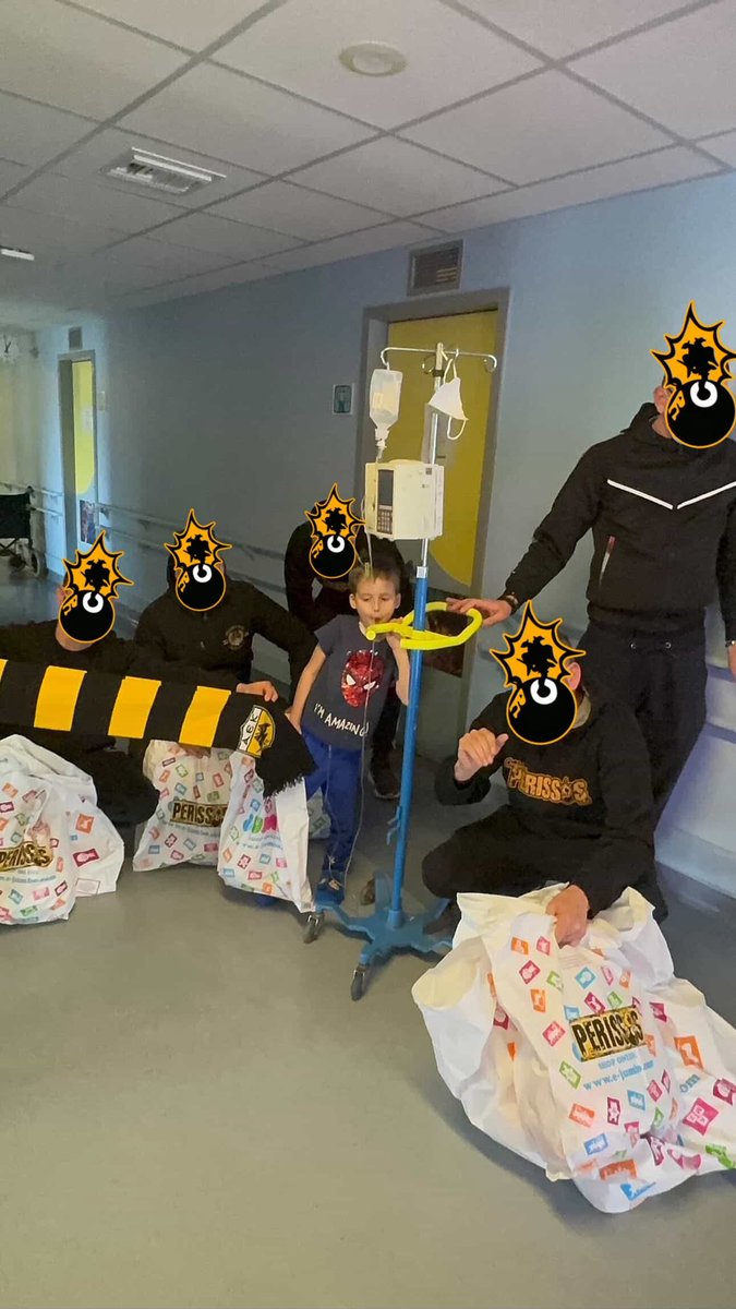 Antifa_Ultras tweet media