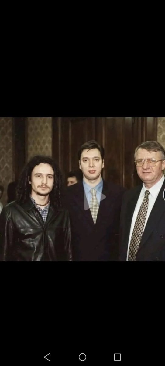 Lešinar@ tweet media