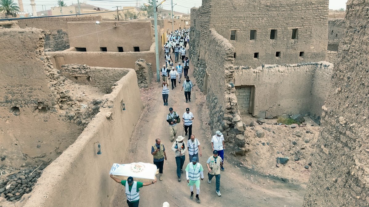 mosgovsa_live's tweet photo. 🏃🏻‍♂️ برنامج تجمع هواة المشي في المدينة التراثية بالحائط.. مسيرة رياضية جمعت المهتمين بالمشي في أجواء تعزز النشاط البدني والتفاعل المجتمعي 🎒🥾

📍 فرع منطقة حائل
🤝 بالتعاون مع جمعية الخدمات الرياضية https://t.co/DPIvYFWyJ1