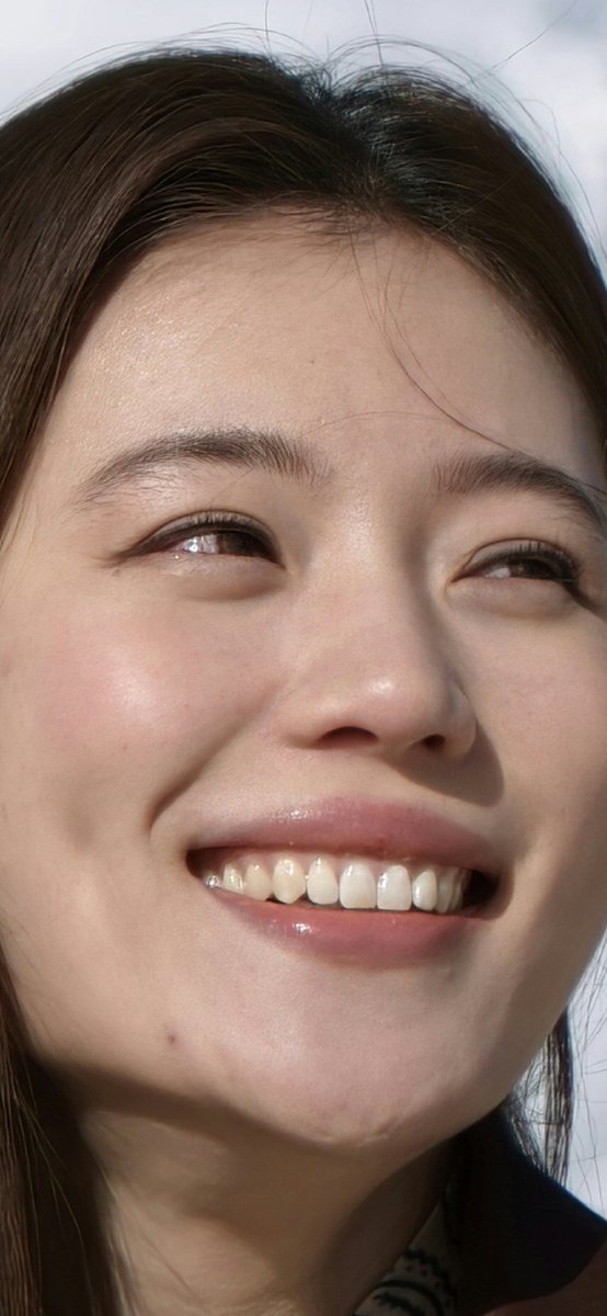 dhaveedsc3's tweet image. ⚠️ 10x optical zoom &amp;gt; AI tricks.

The OPPO Find X9 Ultra captures real detail even after heavy zoom, images stay sharp, natural, and full of texture.

AI telephoto can’t compete when it comes to true optical clarity.

#OPPOFindX9Ultra #OPPO #FindX9Ultra
Pic : @UniverseIce