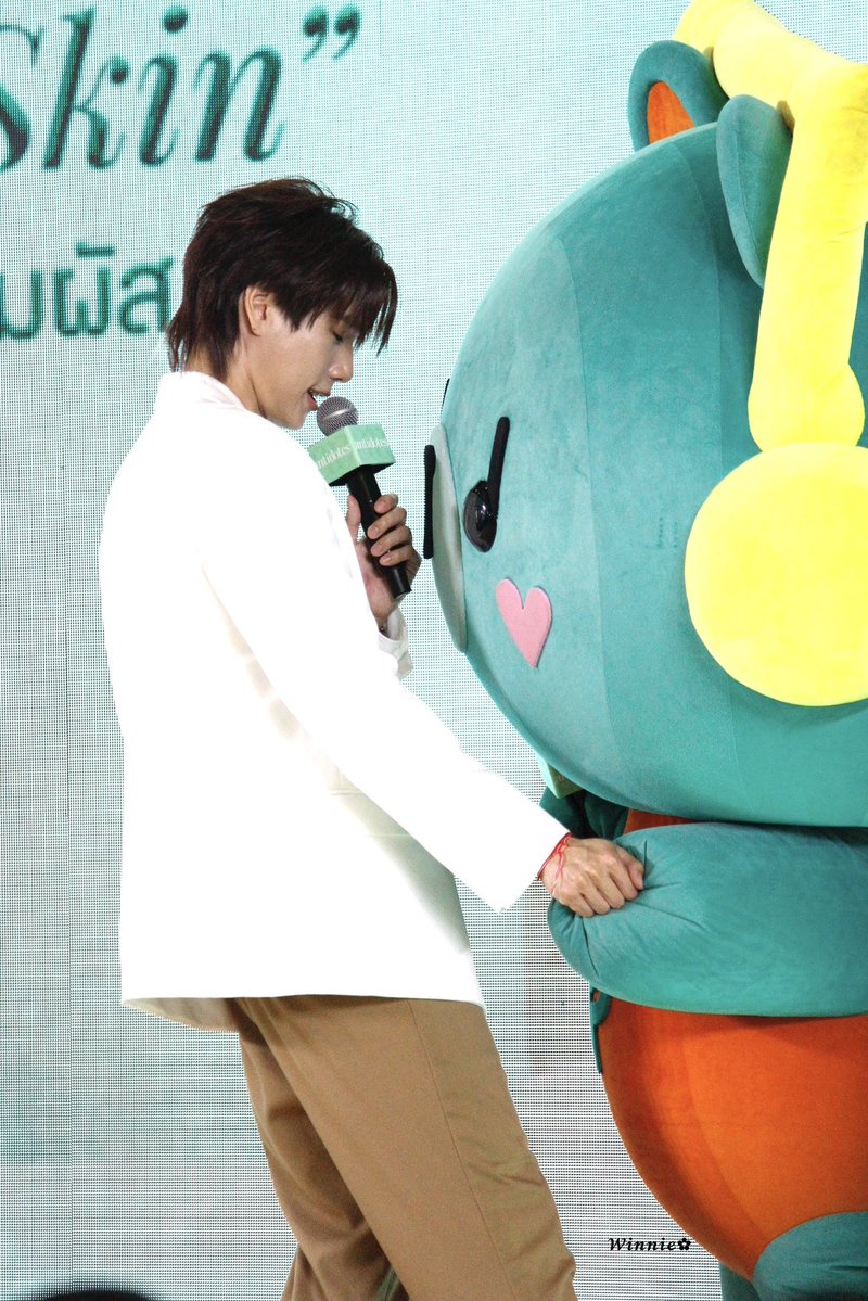 ¯\_(ツ)_/¯ tweet media