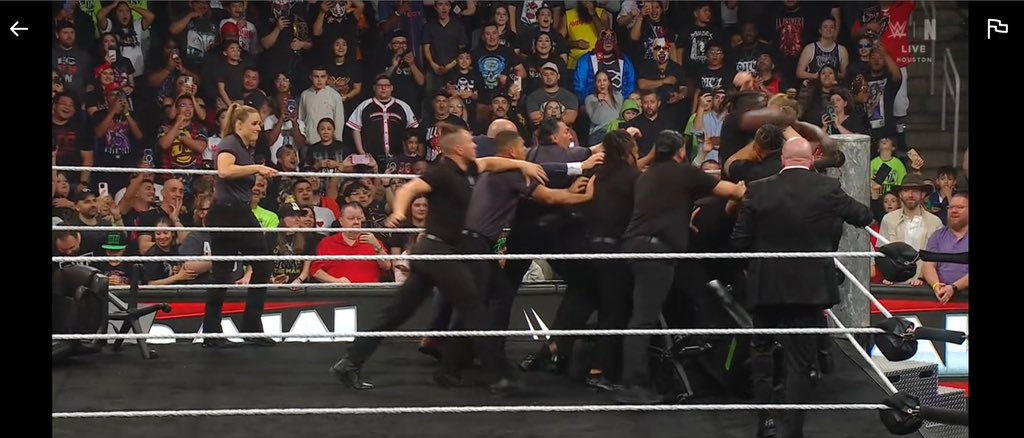 Jessika Carr tweet media