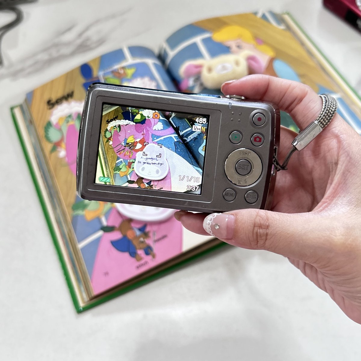 _ggoodgirll_'s tweet image. Casio ex-z35 (rare)แฟลชได้ ซูมได้  เต็มระบบ🤩 จึ้งตัวนี้ ใช้ปกติเลย 
ตำหนิ🌈จอย่นไม่ส่งผลกับรูปน้า
สิ่งที่ได้รับ🍒 กล้อง แบต
🐇🌸 2090รวมส่ง #กล้องดิจิตอลมือสอง  #กล้องดิจิตอลเก่า  #กล้องดิจิตอล