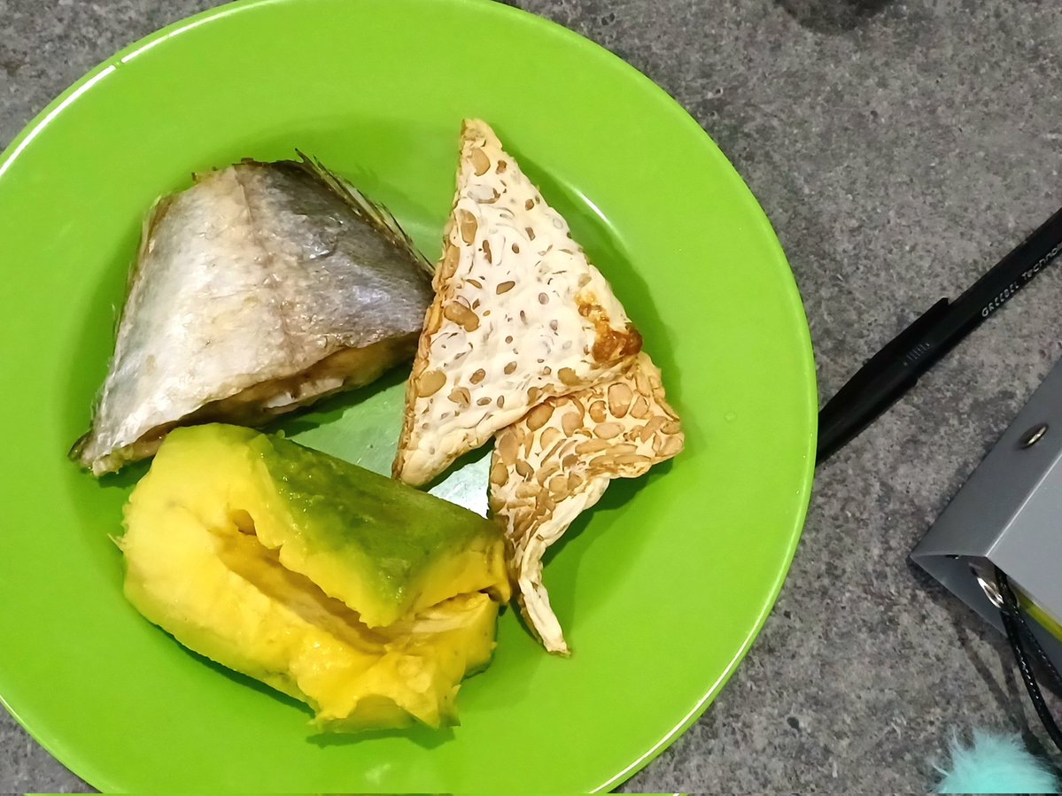 bebeeiz☕️ tweet media