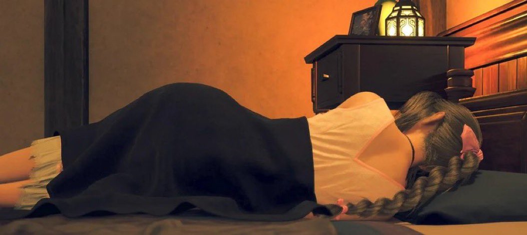 Who knew Aerith had such cake. 🍑