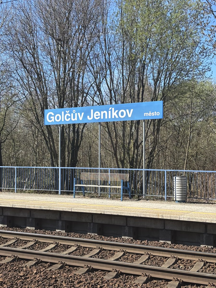 Pelíšky Central™ tweet media