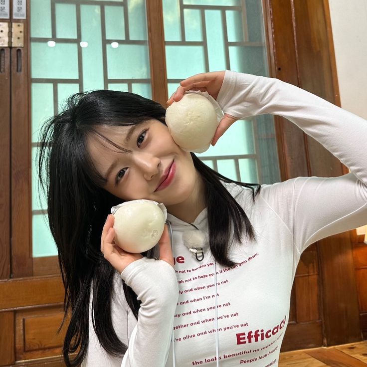 Yujin tweet media