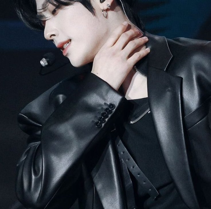 리키 손 tweet media