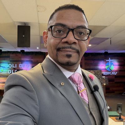 Cadd01Lc's tweet photo. #NuevaFotoDePerfil https://t.co/QZWU3XzMqi