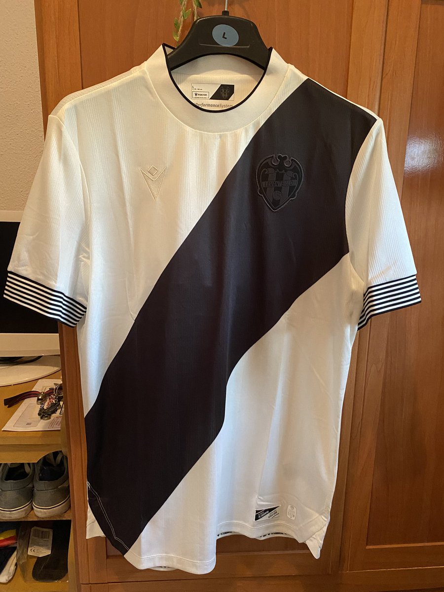 Som granotes tweet media