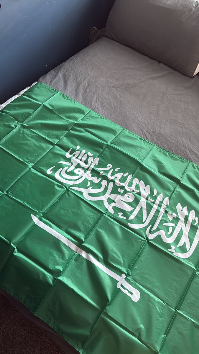 harry 🇸🇦 tweet media