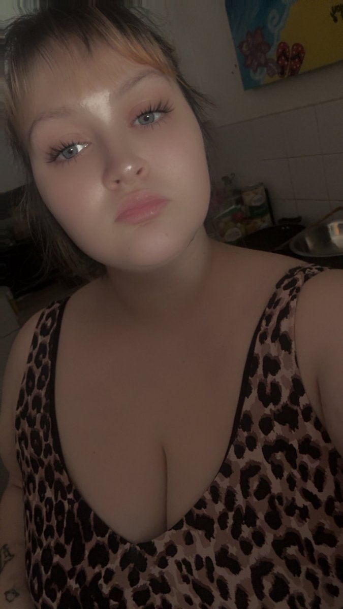 alexia_belle6's tweet photo. Bet I’ll see you in your dreams ☁️
#linkincomments #bbw #nsfw https://t.co/AxI1WMqSnv