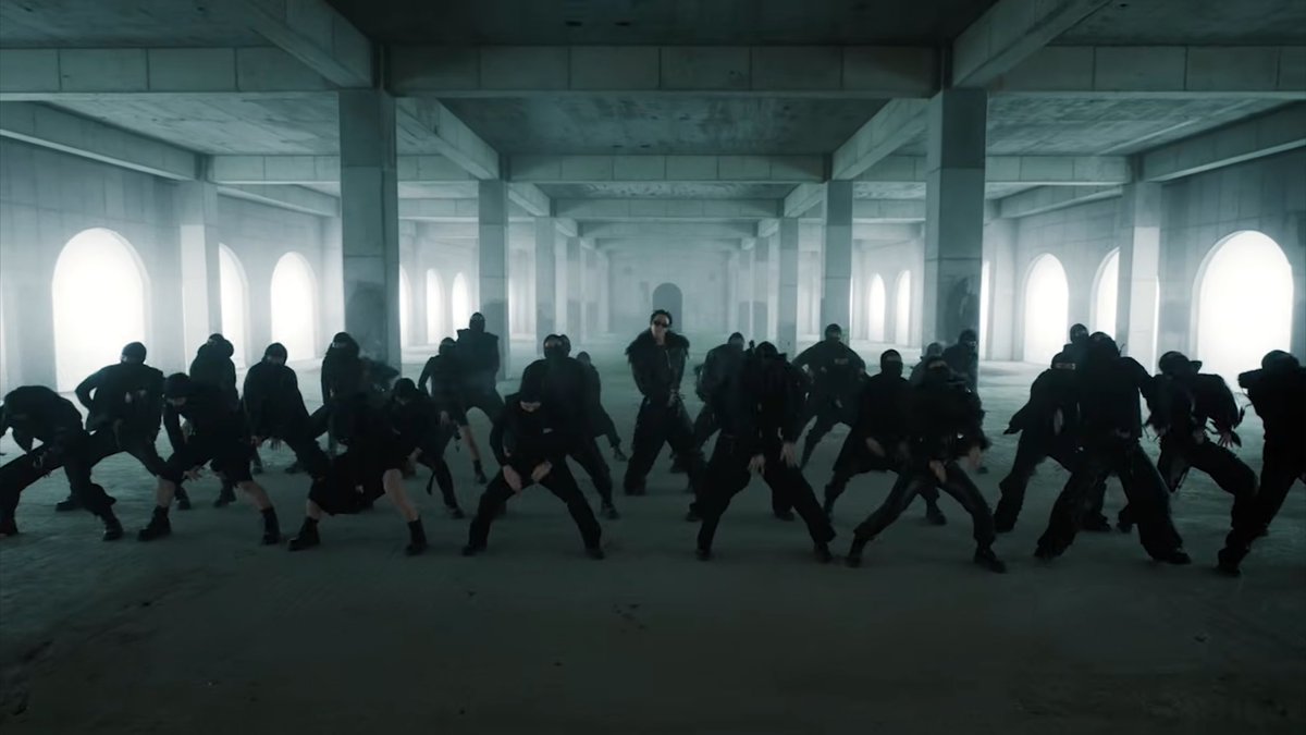 diana ୨ৎ tweet media